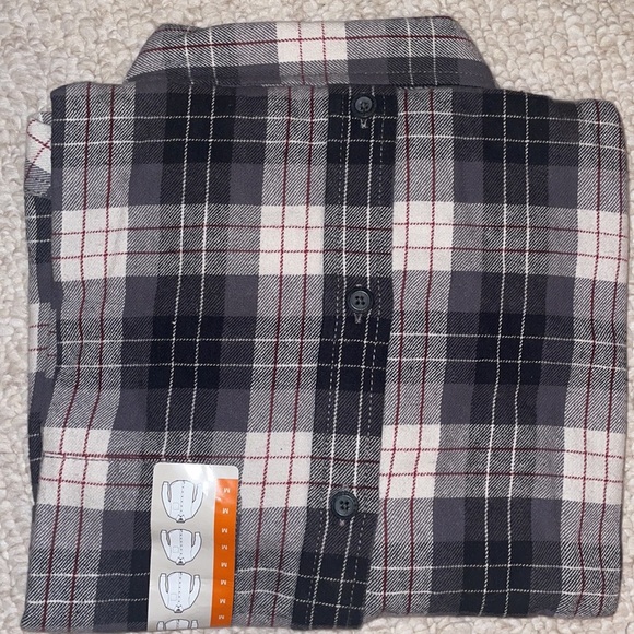 Eddie Bauer -  Eddie's Favorite Flannel Classic Fit Shirt - Plaid, NWT - Picture 4 of 6